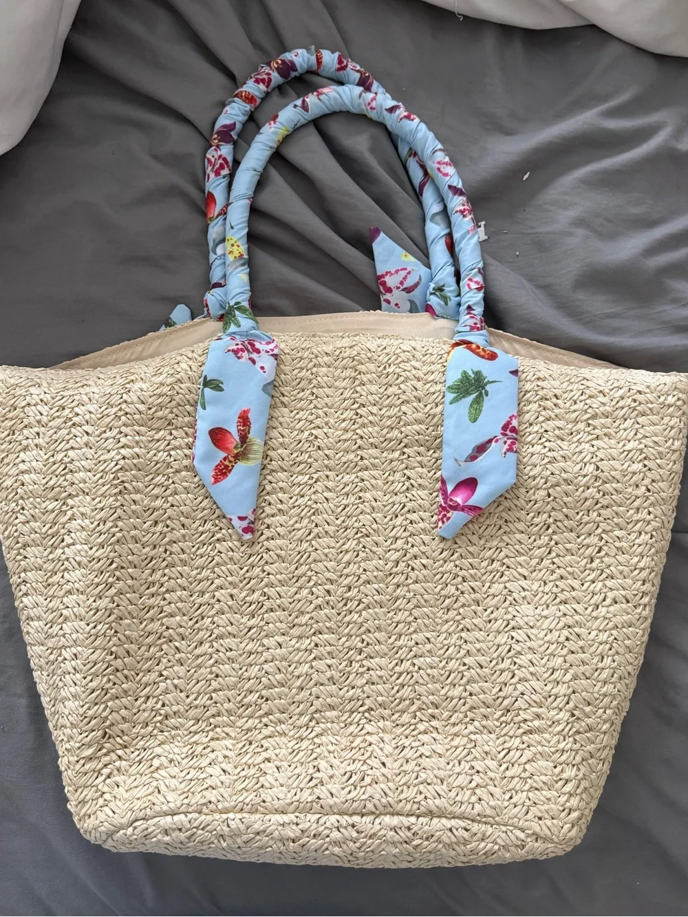 Oscar De La Renta Tote Bag